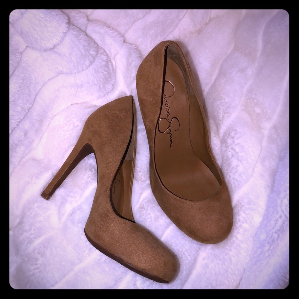 Jessica Simpson nude suede pumps